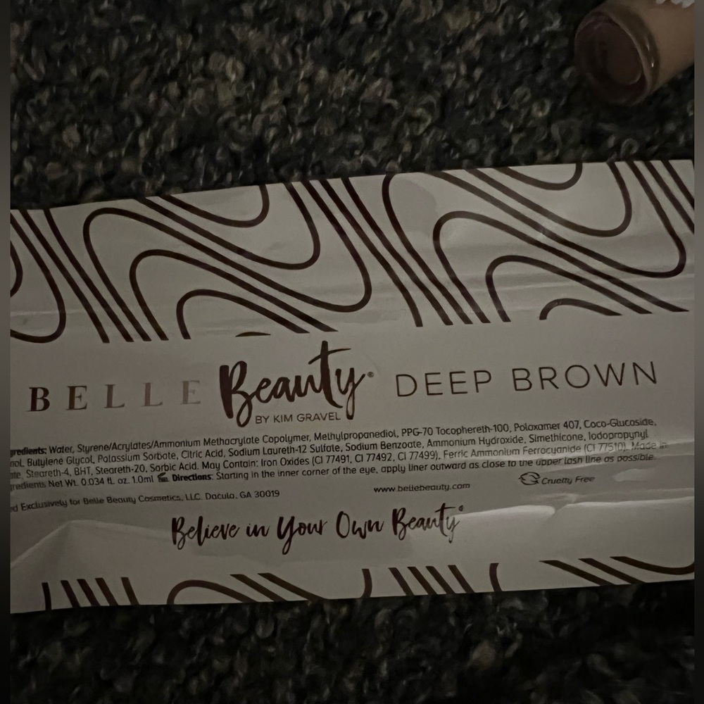 ⭐️NEW/UNSEALED⭐️ Belle Beauty - LineBacker Liquid Pen Eyeliner~Deep Brown